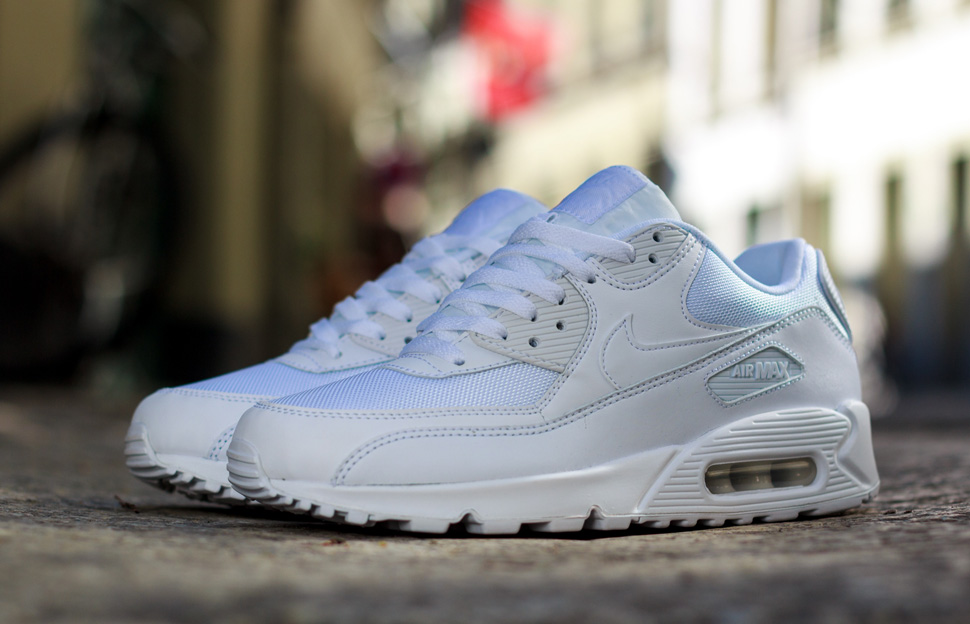 Nike air max 90 essential